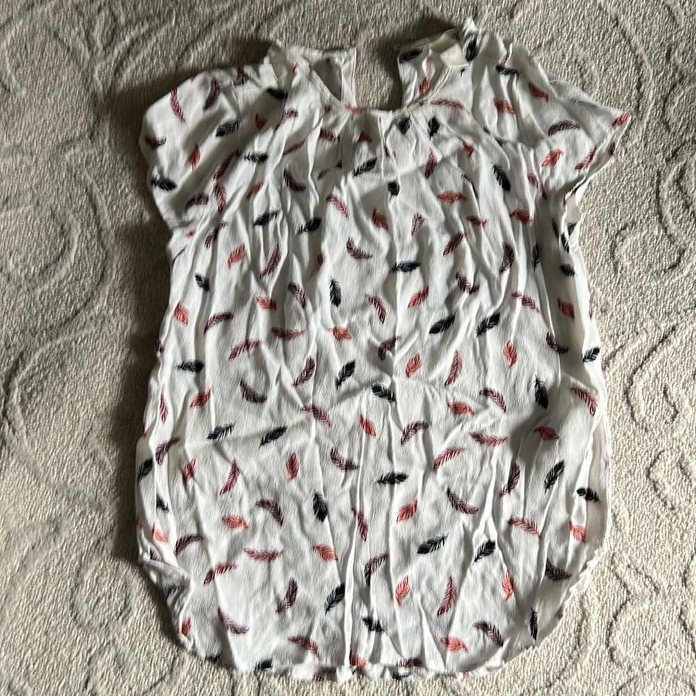 H&m top super cute needs a little ironing love
